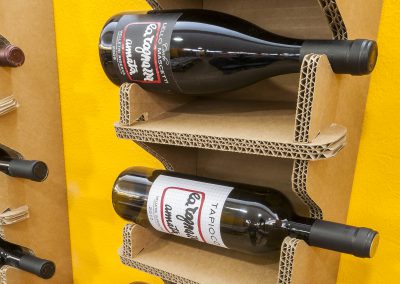 4-Portabottiglie-Espositore-in-Cartone-Upia